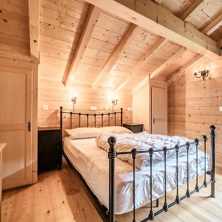 Evelyn Chalet